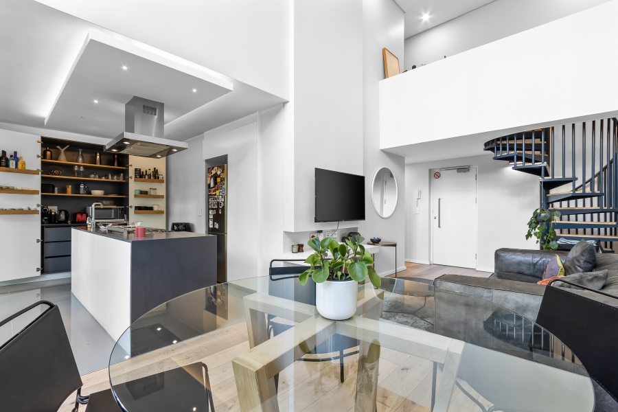 2 Bedroom Property for Sale in Sea Point Western Cape